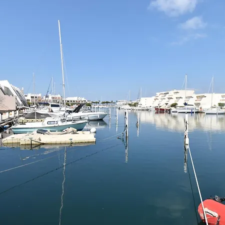 Marina 6 Personnes Avec Appontement Grau Du Roi *