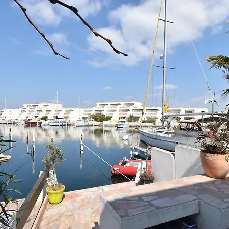 Marina 6 Personnes Avec Appontement Grau Du Roi Holiday home